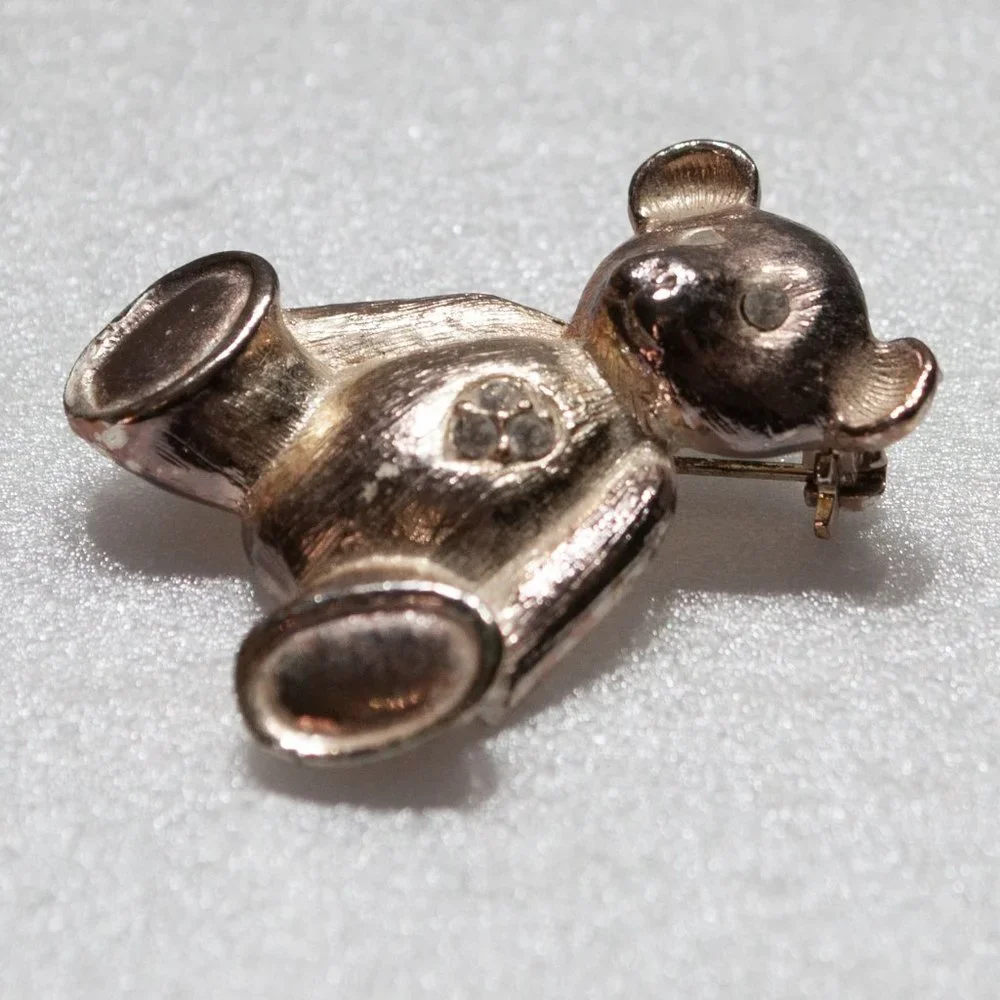 Vintage Signed AAI Teddy Bear Pin Gold Tone Rhinestone Cute Brooch Casual X